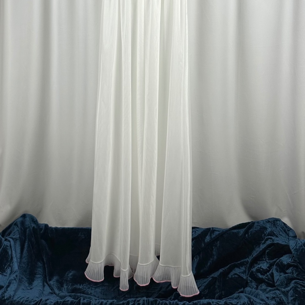 Vintage Bloomies Ivory Ruffle Nightgown Romantic Maxi Small - Picture 11 of 16